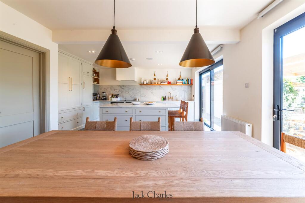 House in Tonbridge - More