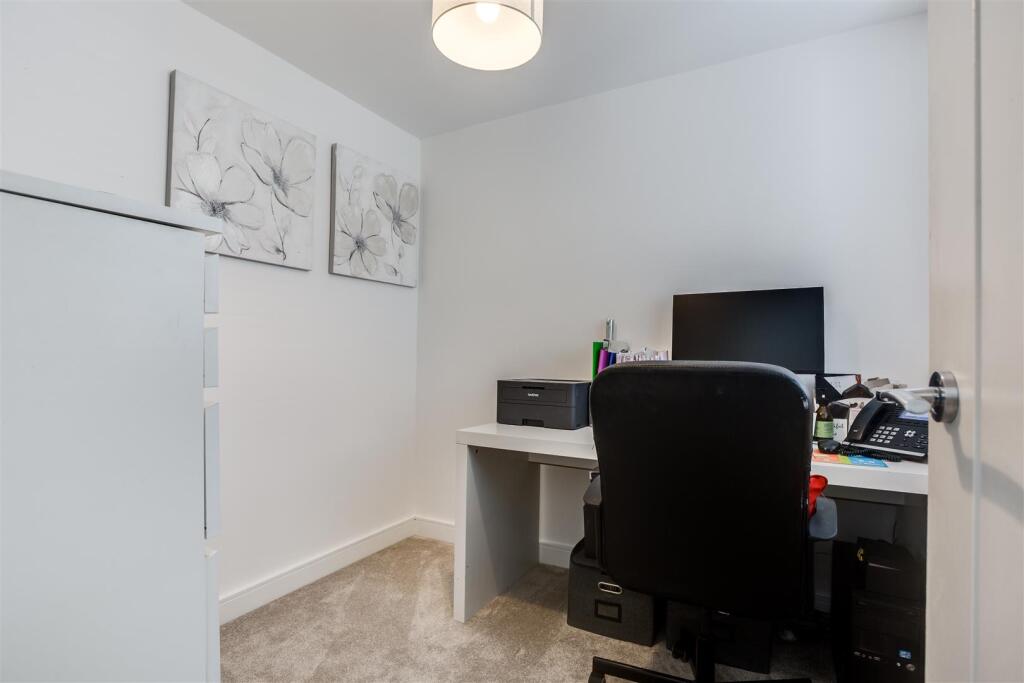 Additional image 14 of Whitehall Road, Wyke, Bradford