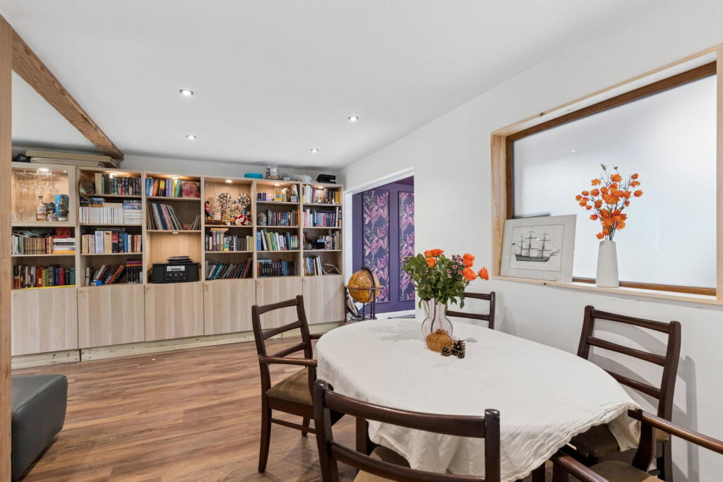House in Stevenage - View 5