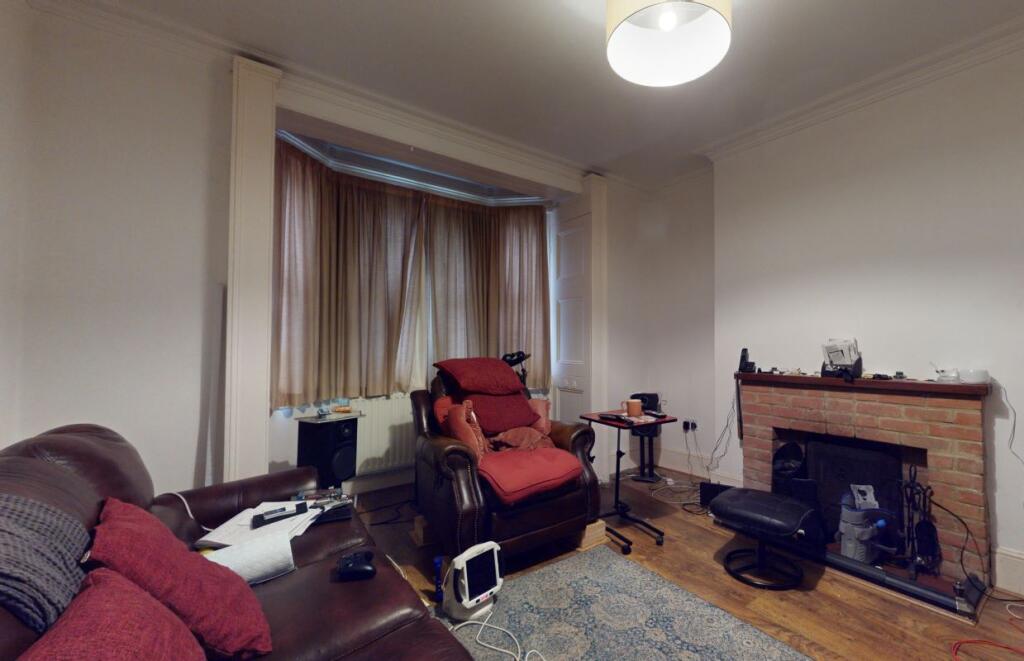 1 Bloom Grove, Lambeth, London, SE27 0HZ photo 4