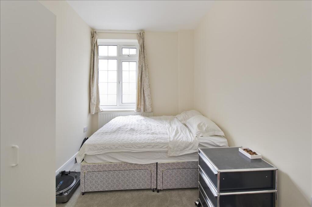 Apartment in London - View 4
