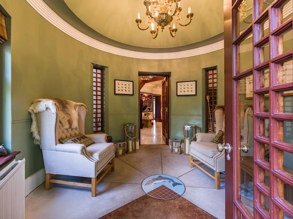 House in Perth - View 4