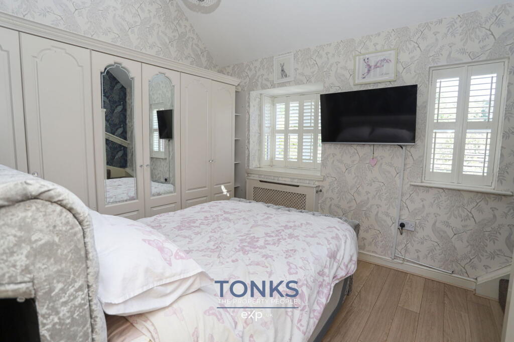 Additional image 12 of Spacious & tucked away in heart of Halesowen – The Rosegardens, Hagley Rd, B63 4JE