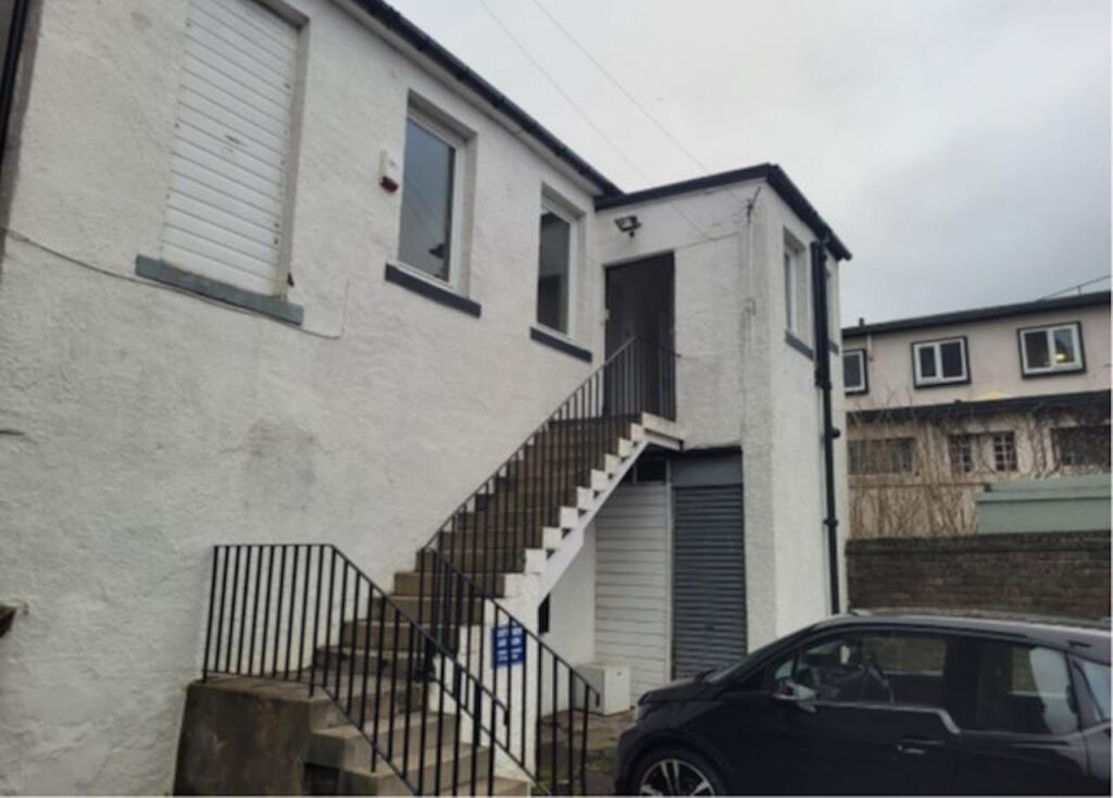 Main image of property: 4 South Bridge Street, Bathgate, EH48 1TW
