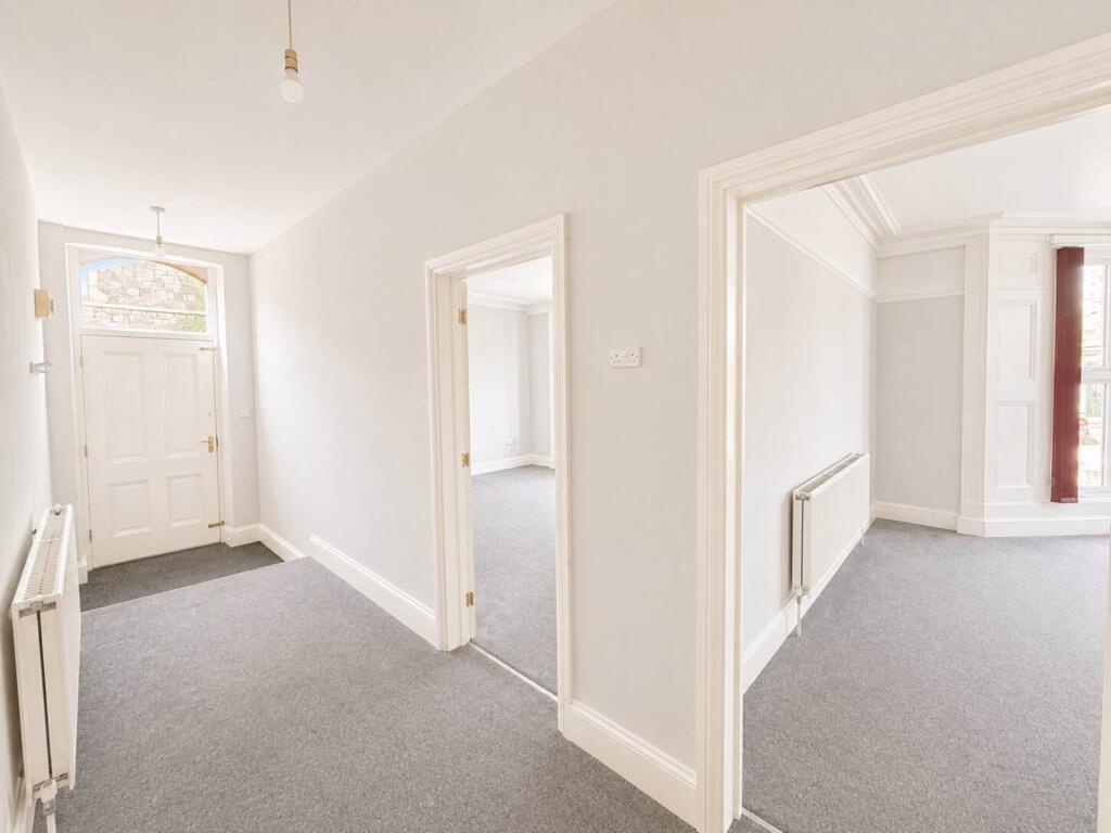 Apartment in Weston-super-Mare, Whitecross Village - View 3