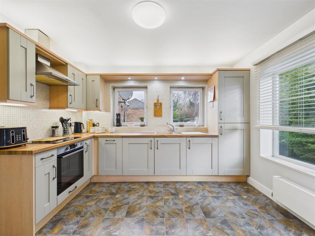 Main image of property: Station Road, Brough
