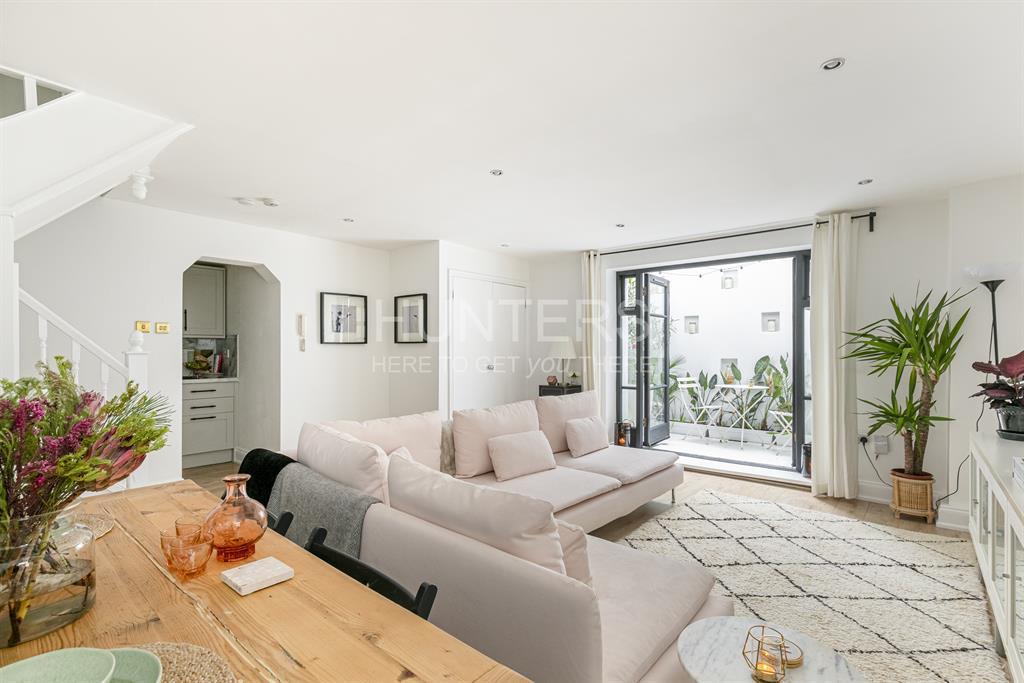 Main image of property: Alkham Road, London, N16