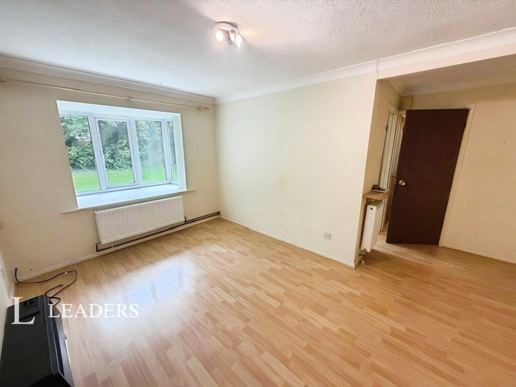 House in Peterborough - View 5