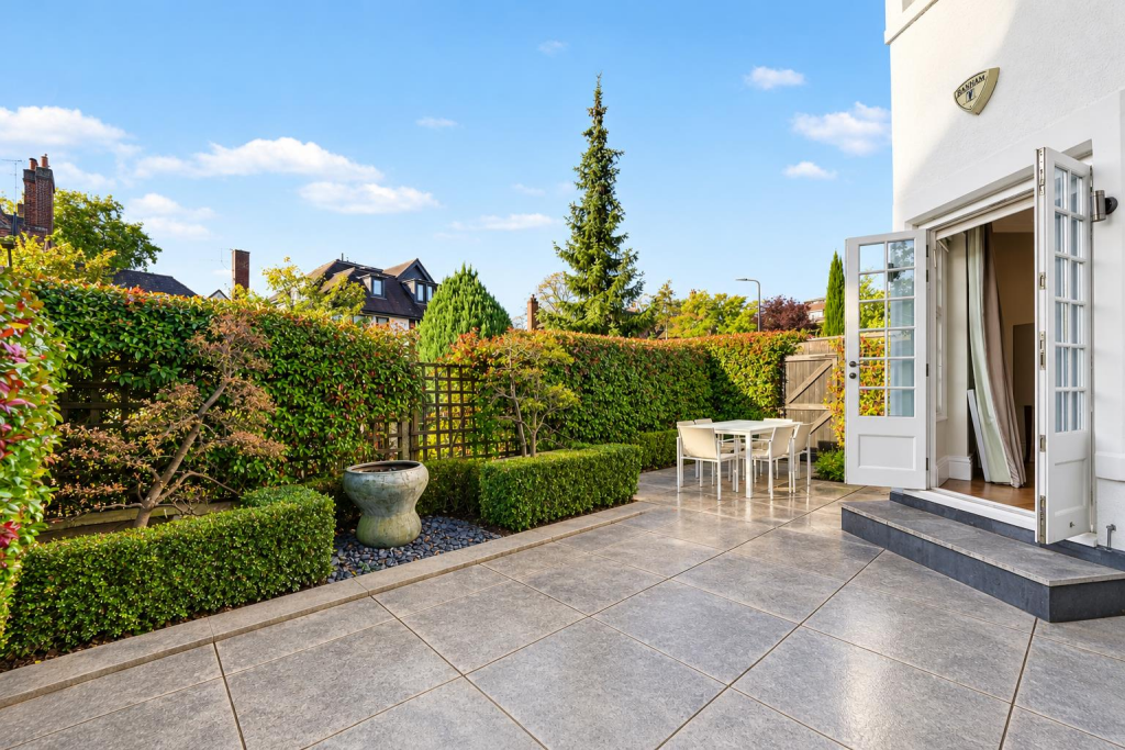 Kidderpore Avenue, Hampstead, London, NW3 photo 2