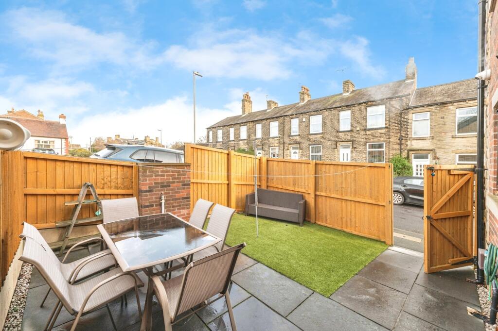Additional image 5 of Heaton Avenue, Cleckheaton, West Yorkshire, BD19