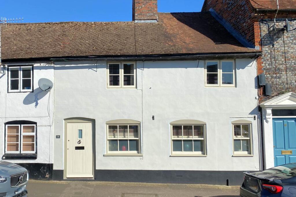 Main image of property: The Parade, Marlborough, SN8 1NE