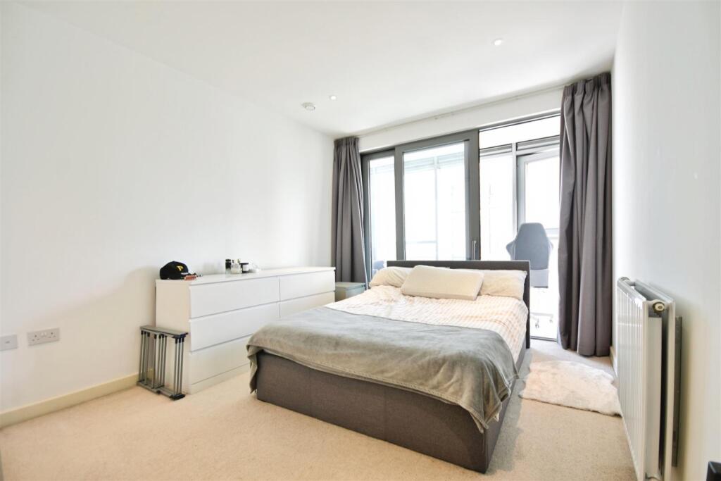 Main image of property: 604 Westgate House, Ealing Road, TW8 0GN