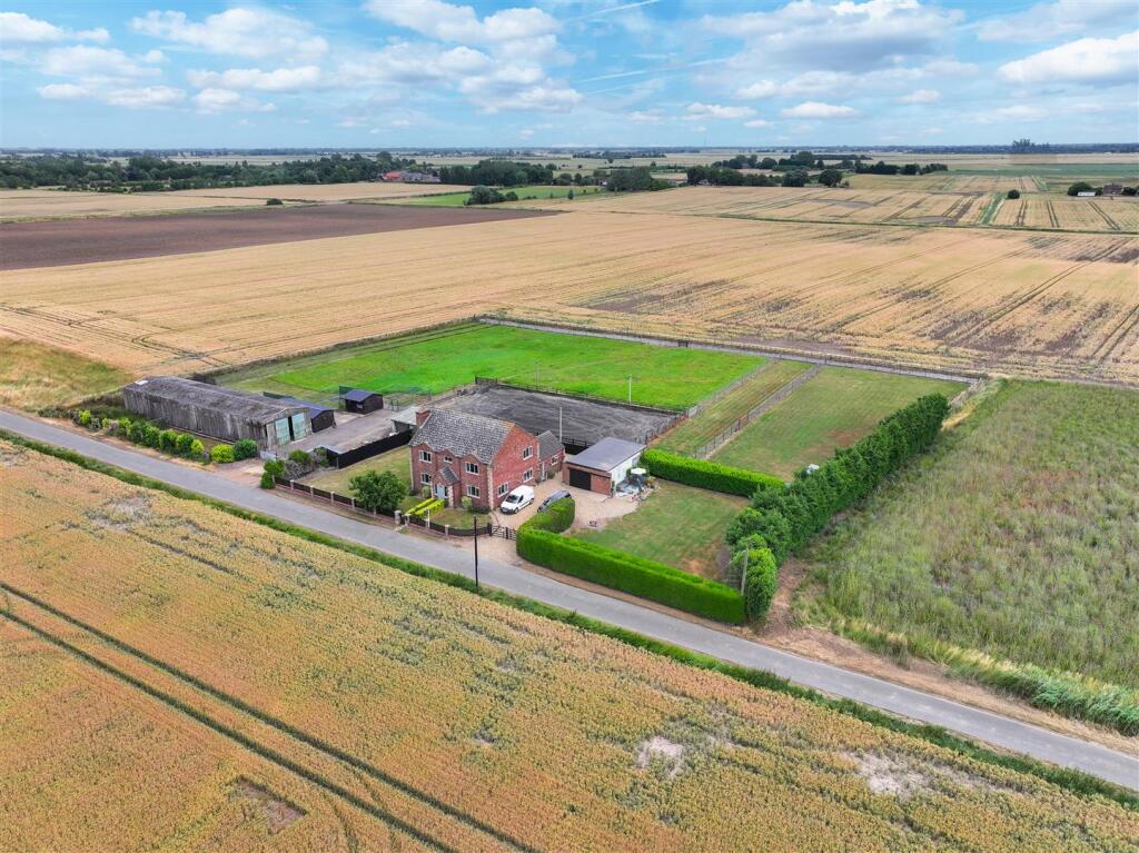 Main image of property: Hallgate Road, Sutton St. Edmund, Spalding