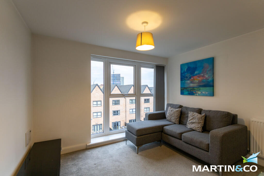 Apartment in Birmingham, West Midlands - View 3