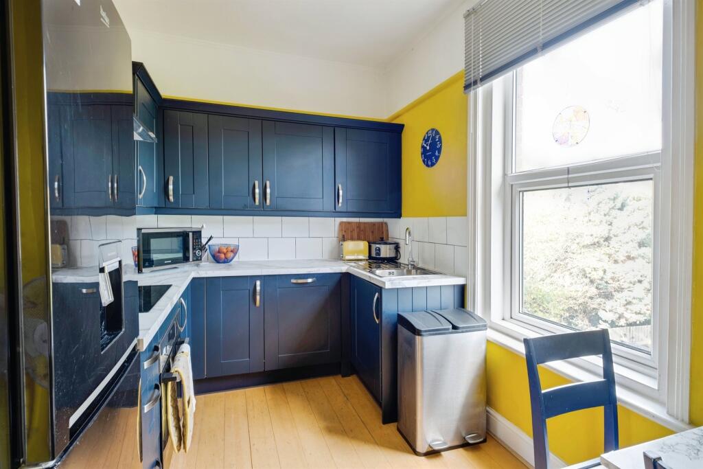 Apartment in Bournemouth - View 5