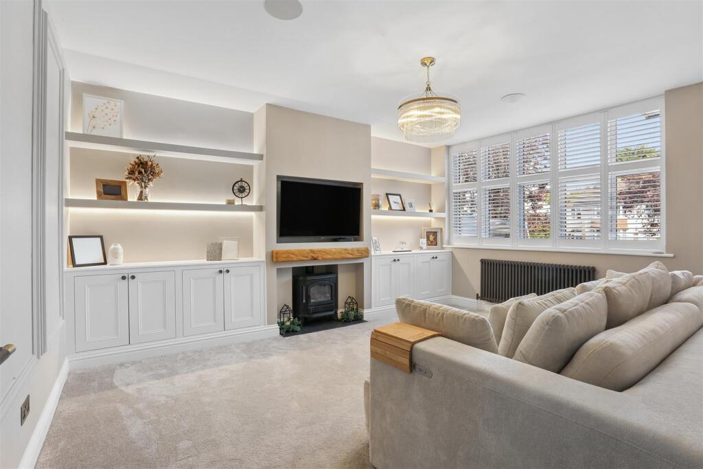 House in Kingston upon Thames - View 3