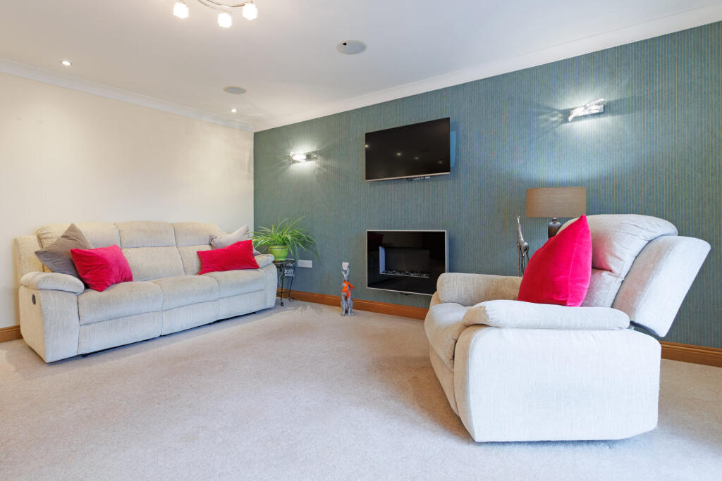 Apartment in Kilmarnock, South Ayrshire - View 4