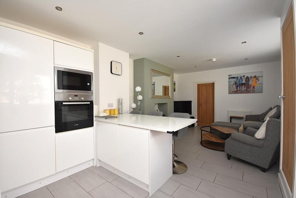 Main image of property: Flat 2, 110 Westbourne Road, Penarth. CF64 3HH