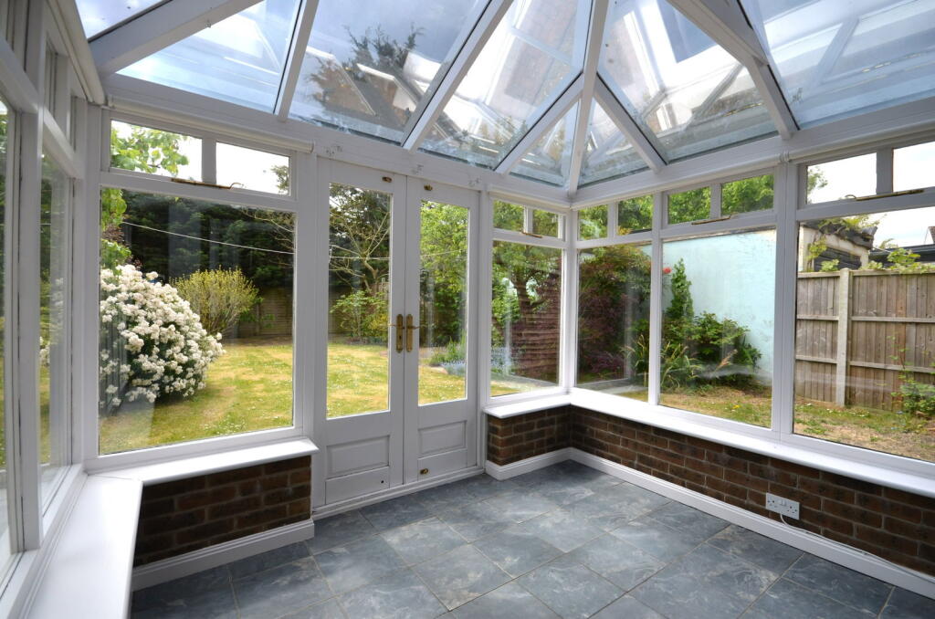 Nyton Road, Westergate, Chichester, PO20 3US photo 3