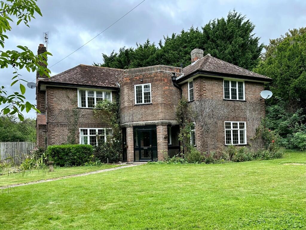 Main image of property: Ambury Road South, Huntingdon, Cambridgeshire, PE29