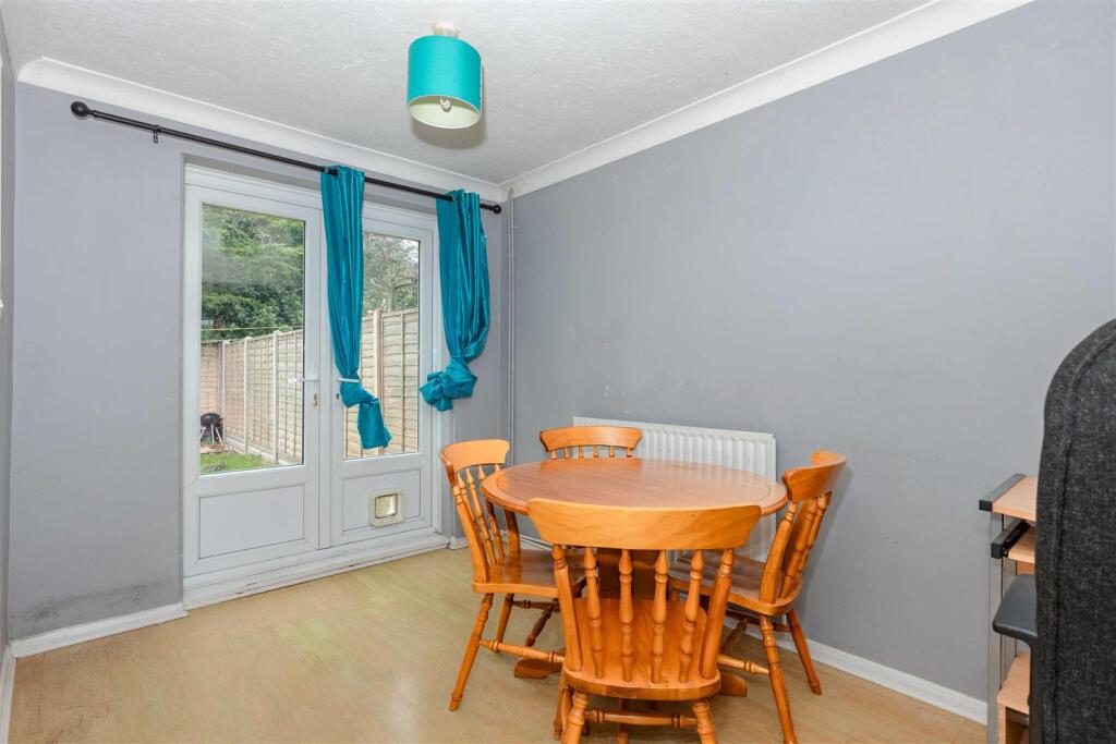 Lenhurst Way, Worthing photo 3