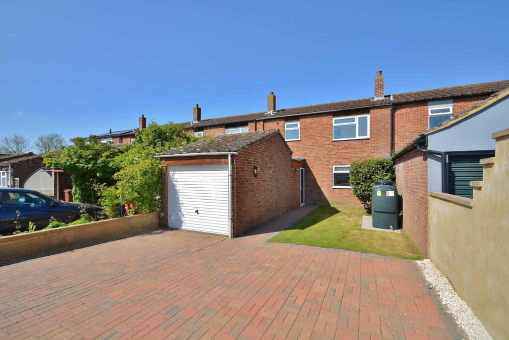 Main image of property: Turnfields, Ickford
