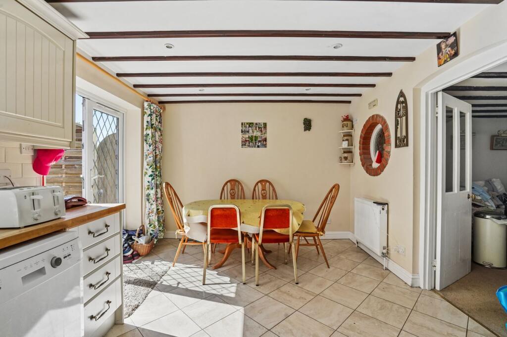 House in Slough - View 4