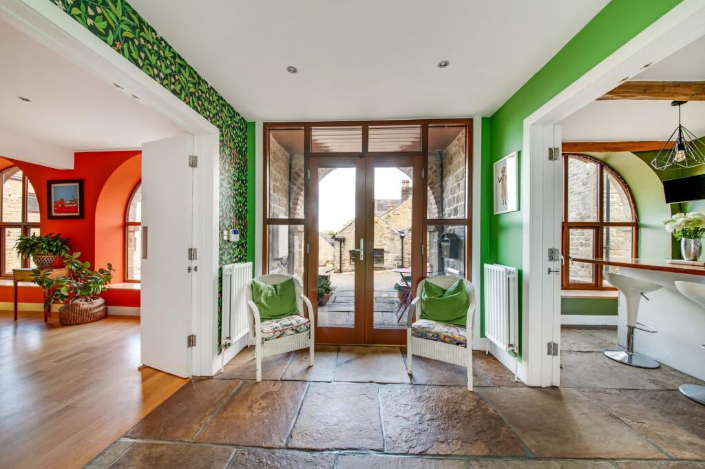 The Carriage House, Huthwaite Lane, Thurgoland - View 4
