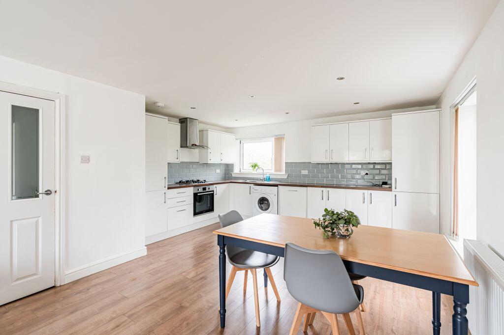 5/8 Westburn Grove, Edinburgh, EH14 2RY photo 4