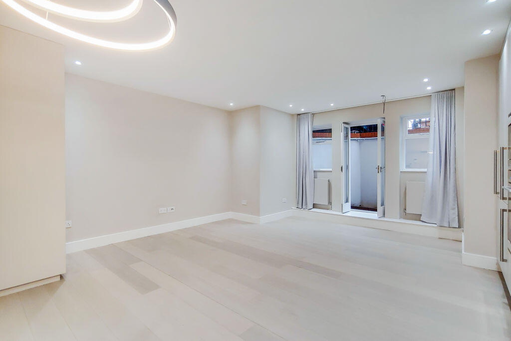 Main image of property: Fitzjohns Avenue, Hampstead, London