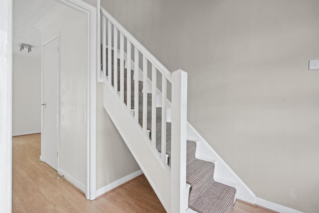 House in Cardiff, Coryton, Whitchurch - More