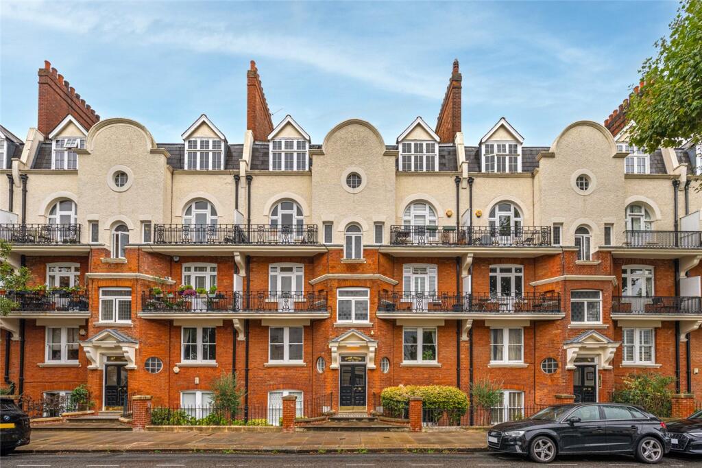 Apartment in London - View 2