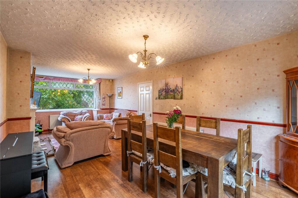 House in Wolverhampton, Ettingshall Park - View 5