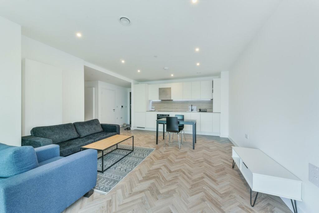 Main image of property: Skyline Apartments, Bow, London, E3