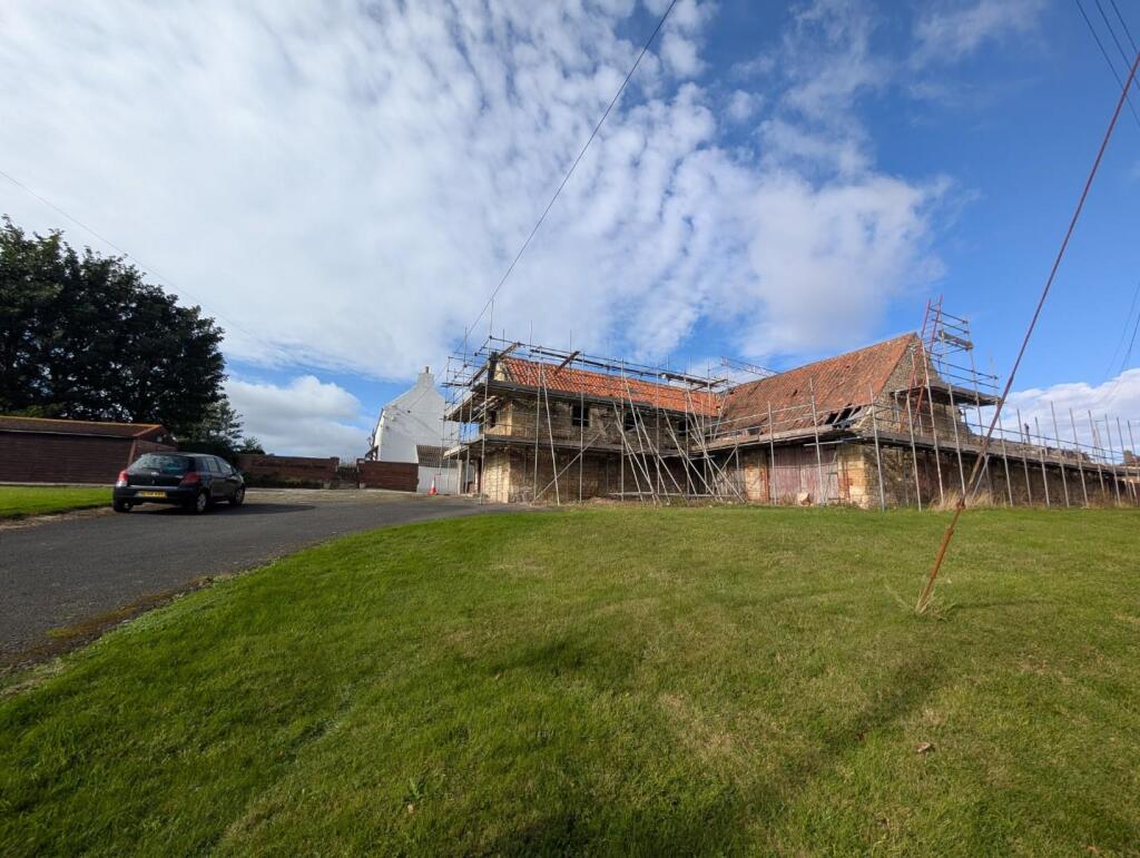 Studio house on Cotsford Grange Farm Barn, Horden, Peterlee, County Durham, SR8 4TB, £150,000