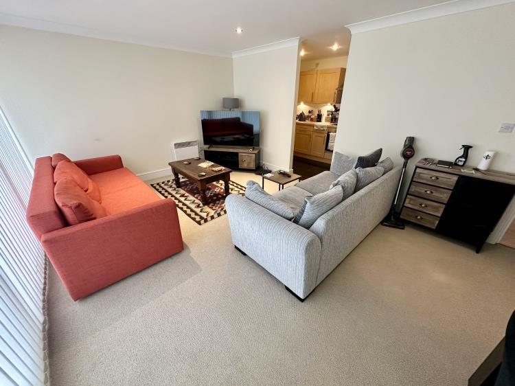 Apartment in Ipswich, Suffolk - View 3