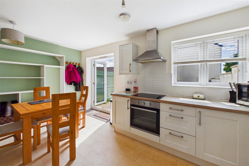 House in Perranzabuloe, Cornwall - More