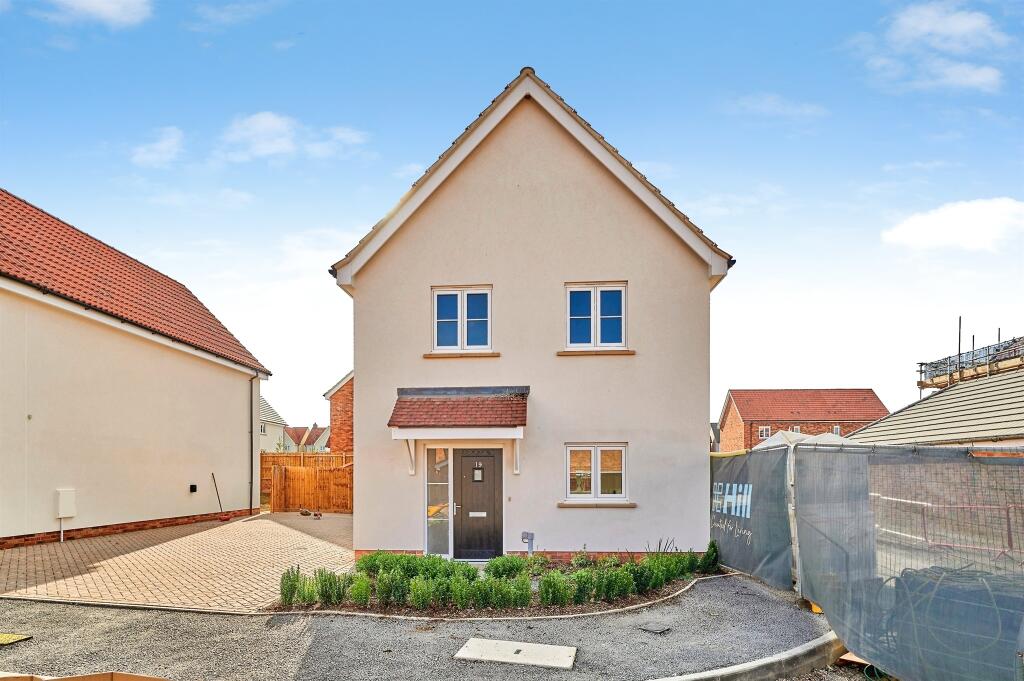 3-bed detached on Saxon Drive, Great Chesterford, Saffron Walden, £44,500