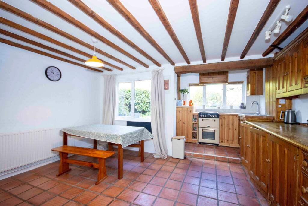 House in Rickmansworth, Chorleywood - View 5