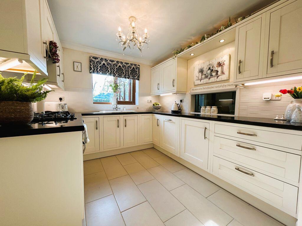 House in Walsall, West Midlands - View 2