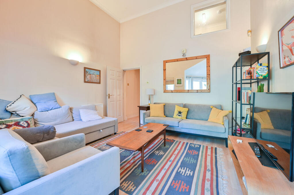 House in London - View 4