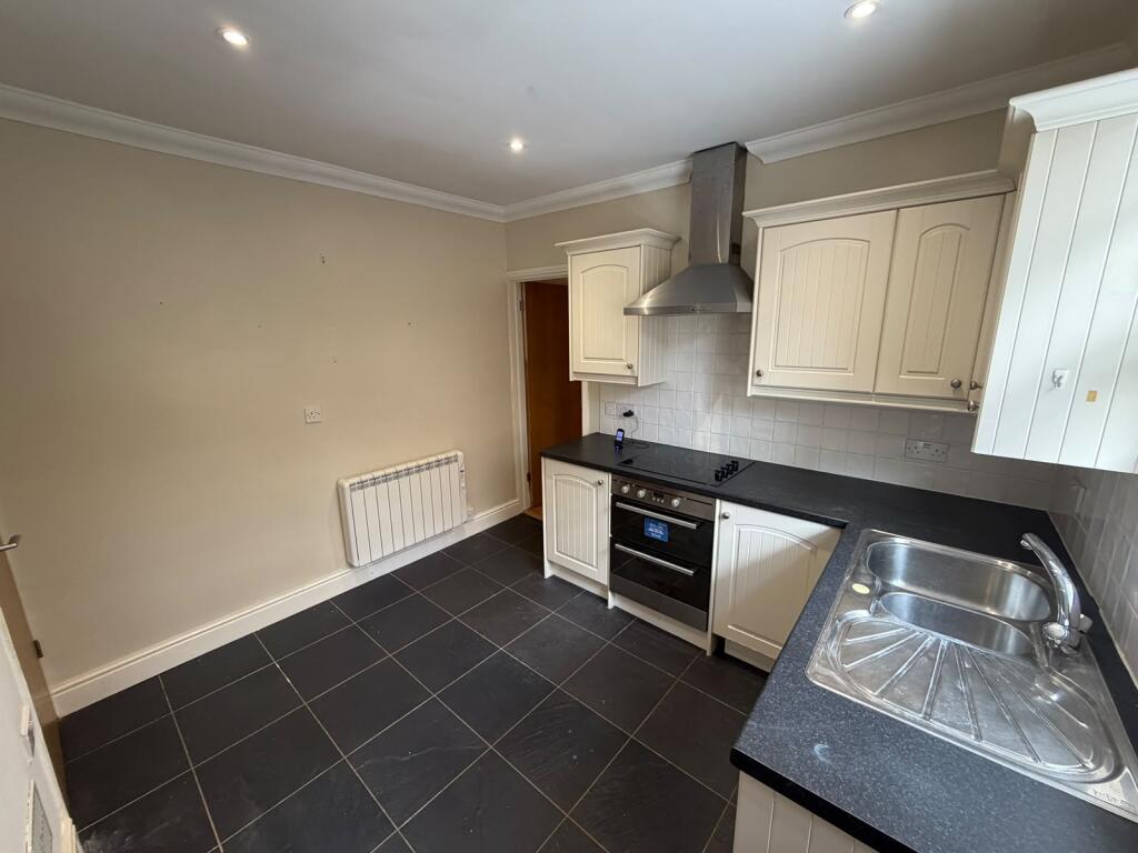 Apartment in Colchester, Essex - View 4