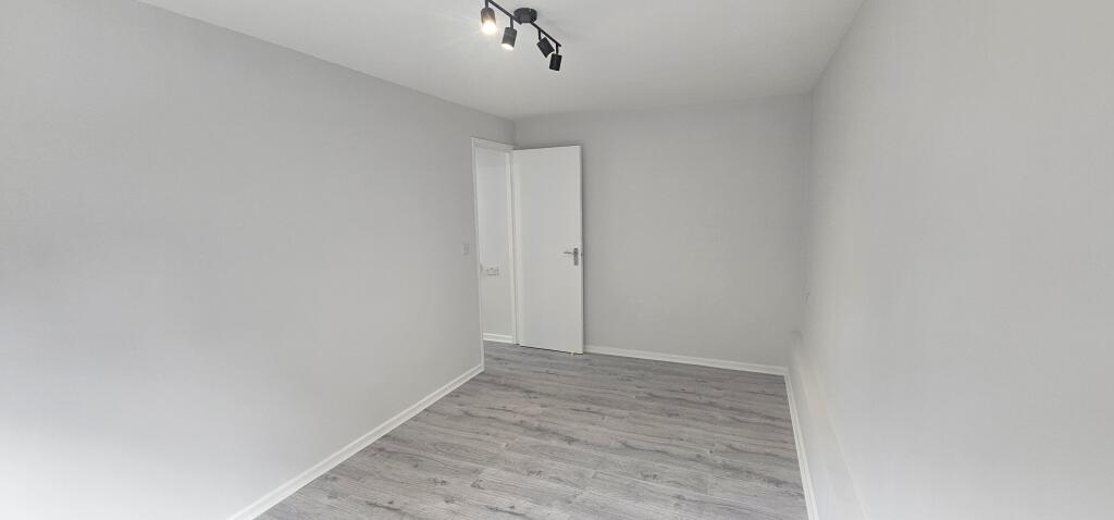 Apartment in London, Royal Borough of Greenwich - View 4