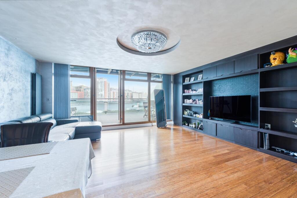 Main image of property: Western Beach Apartments, London, E16