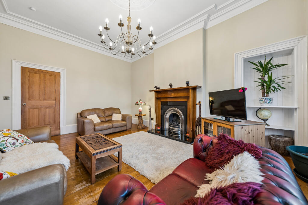 Apartment in Glasgow - View 3