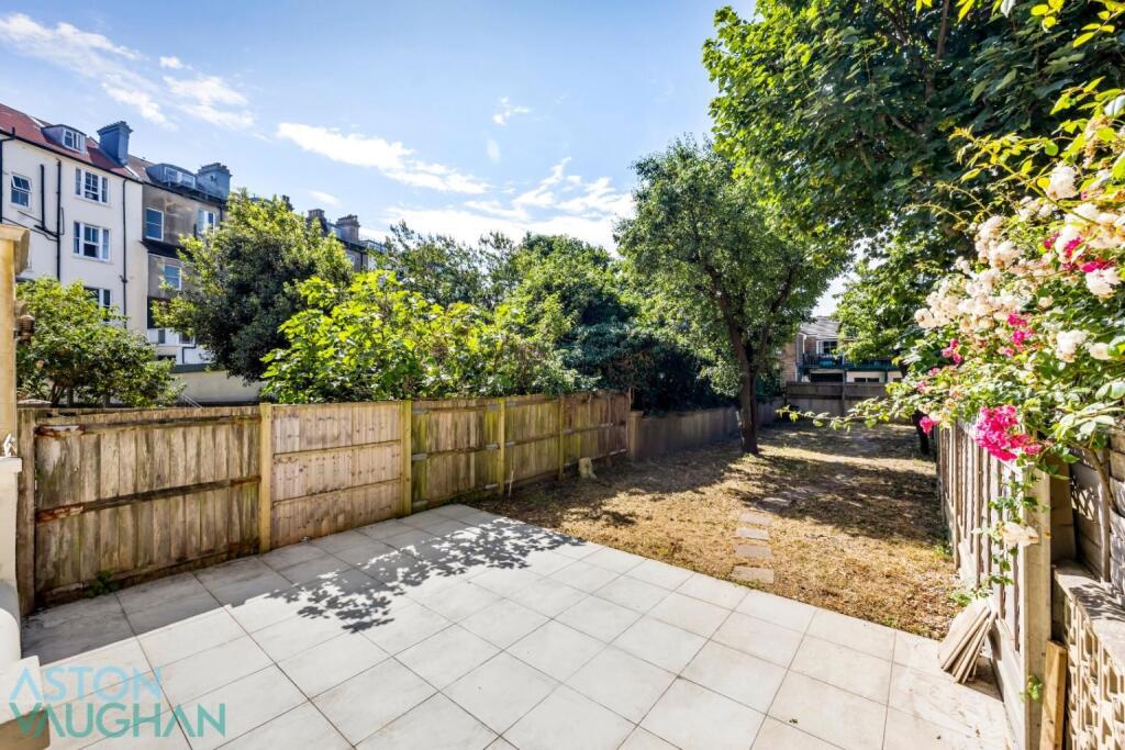 St Aubyns, Hove photo 2