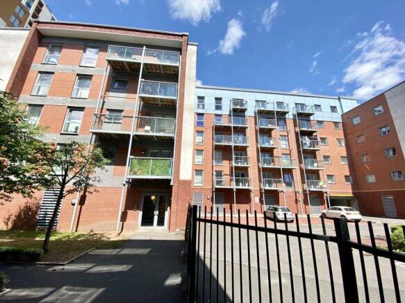 2-bed other on Endeavour House, 1B Elmira Way, Salford, M5, £145,000