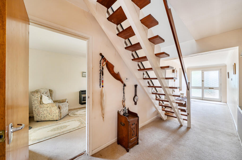 House in Blunsdon St Andrew, Greenmeadow, Haydon Wick - View 4