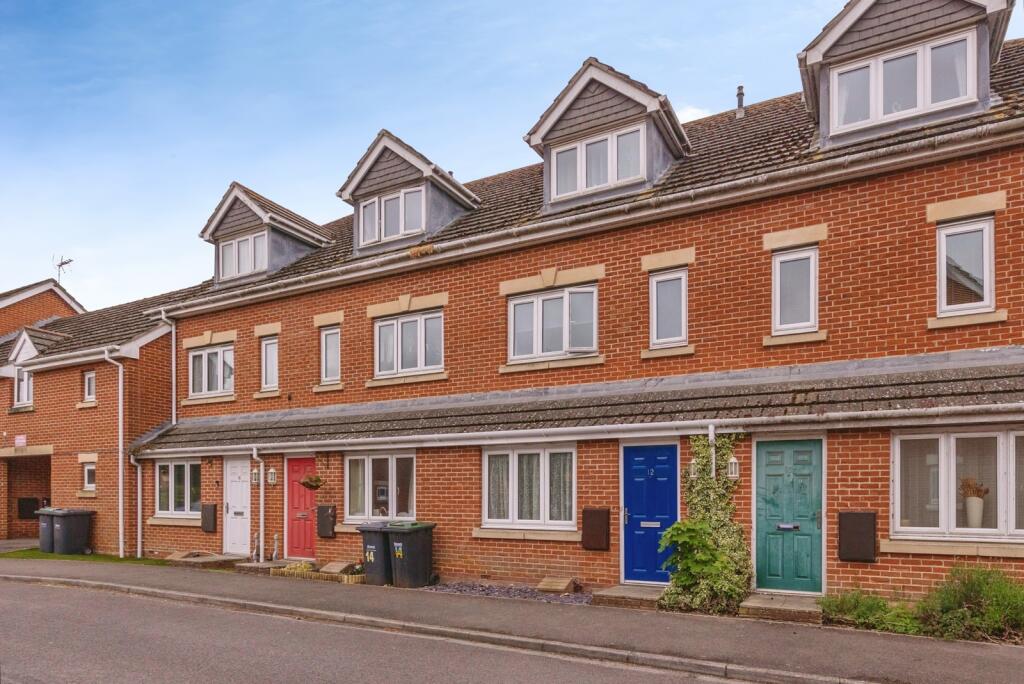 Main image of property: Little Hackets, Havant, Hampshire, PO9
