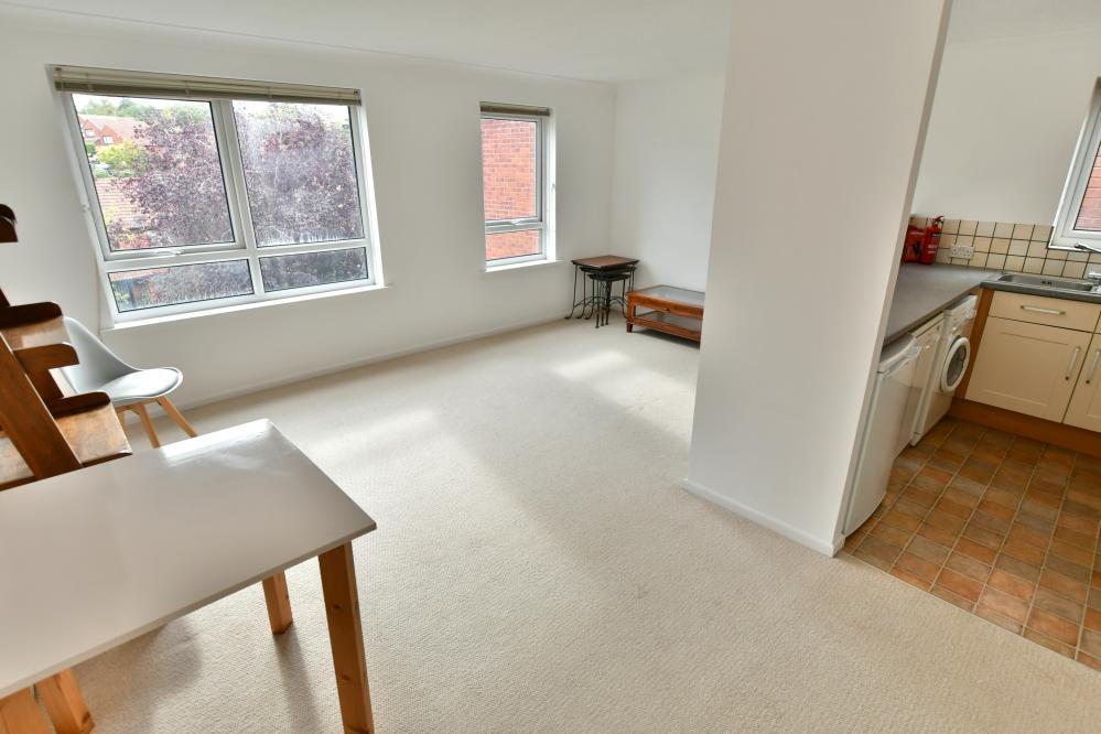 Apartment in Bournemouth - View 5